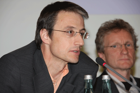 Vizepr�sident Dr. Bruno Waldvogel: �Freie Berufe pflegen einen Berufsethos. Es umfasst moralische Standards f�r gute freiberufliche Berufsaus�bung.� 